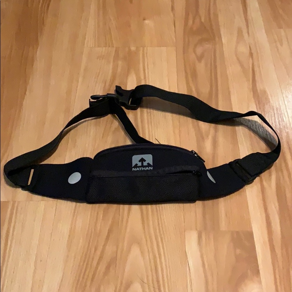 Nathan Running Belt